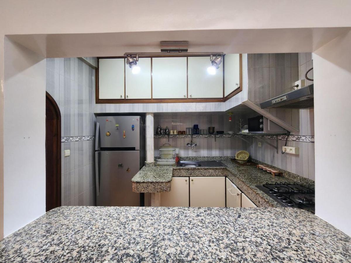 Alma Surf House Bed and Breakfast Agadir Esterno foto