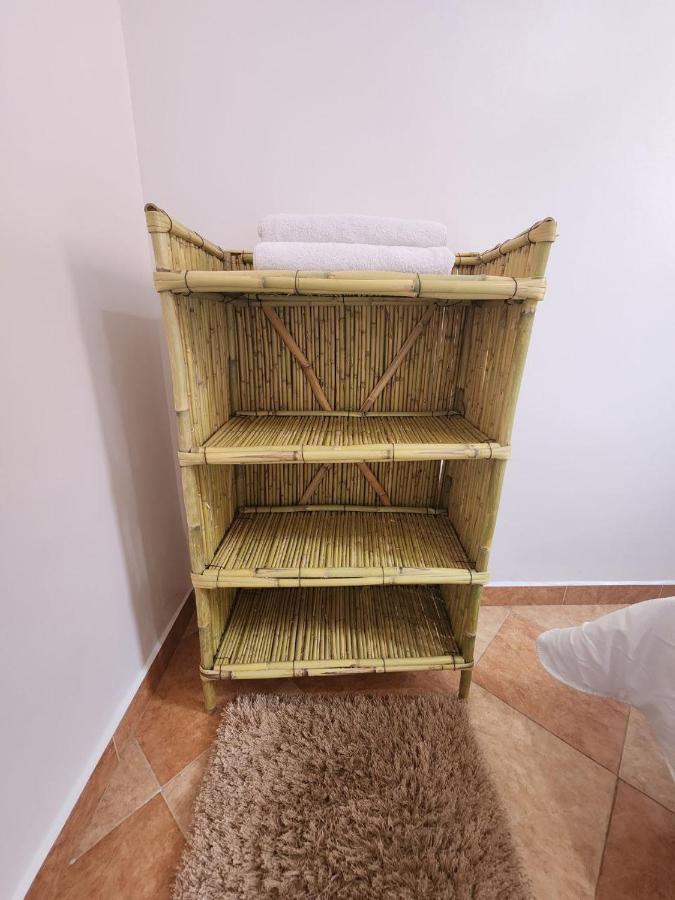 Alma Surf House Bed and Breakfast Agadir Esterno foto